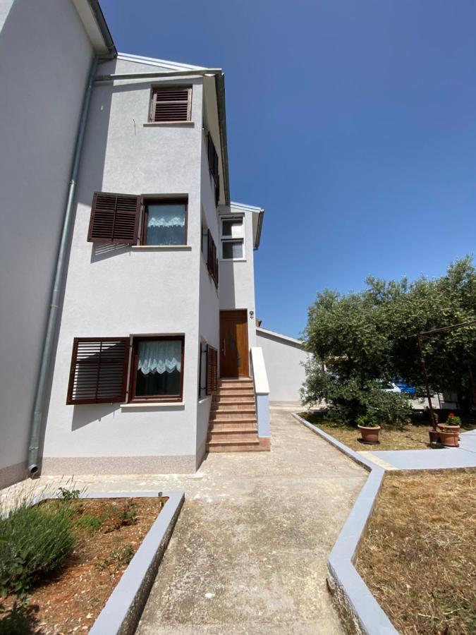 Apartments Lungomare Пула Экстерьер фото